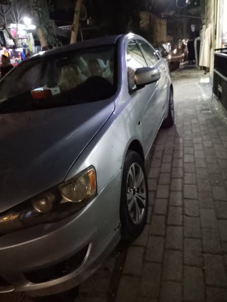 ميتسوبيشي لانسر 2016 - صورة 2