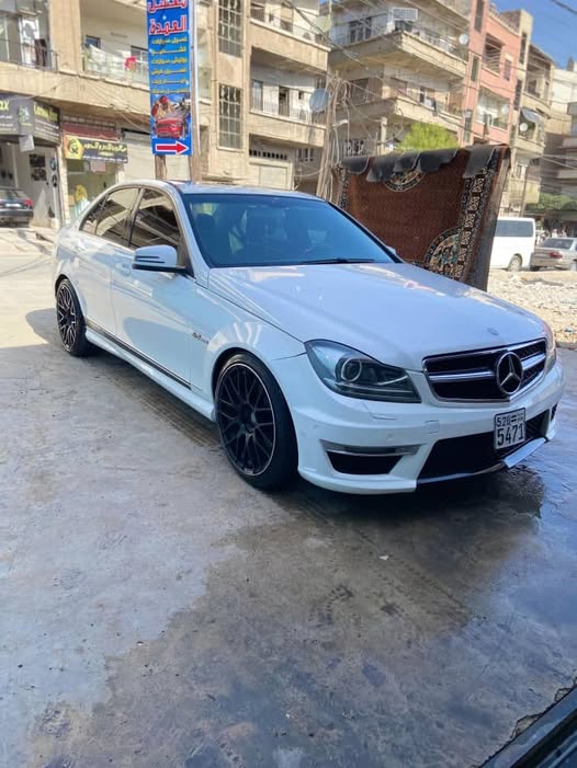 مرسيدس بنز سي 300 2014