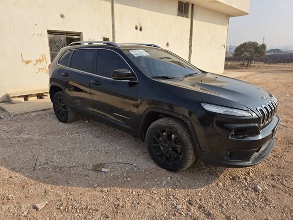 جيب شيروكي 2014 - صورة 4