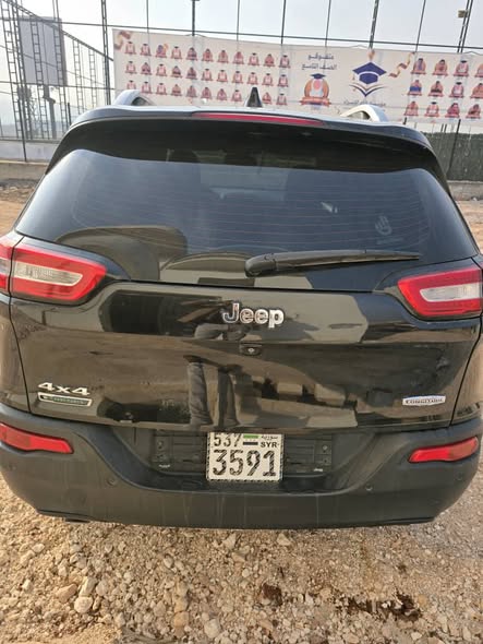 جيب شيروكي 2014 - صورة 5