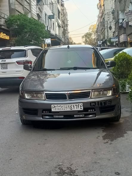 ميتسوبيشي لانسر 1998 - صورة 3