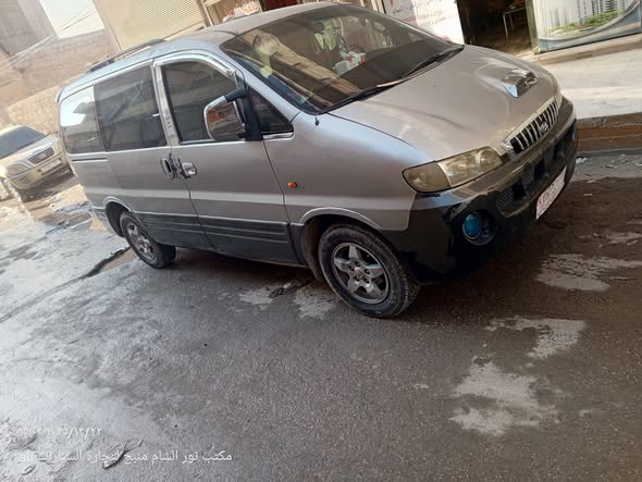 هيونداي H-1 2001 - صورة 5