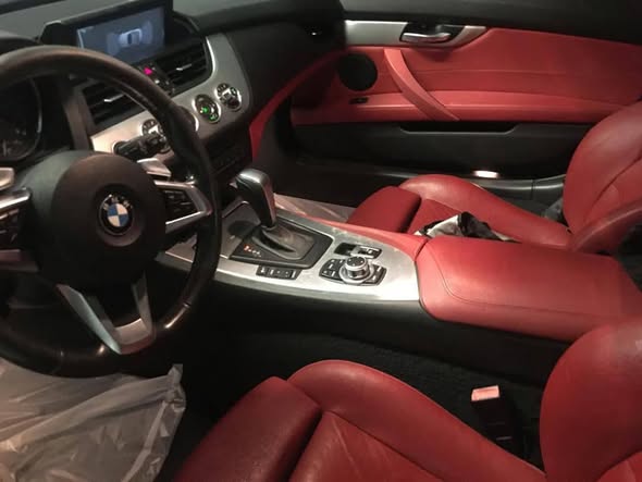 بي ام Z4 2012 - صورة 4