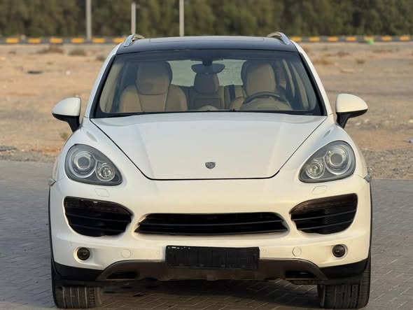 بورش كايين S 2011 - صورة 1