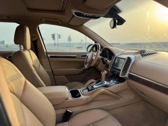 بورش كايين S 2011 - صورة 2