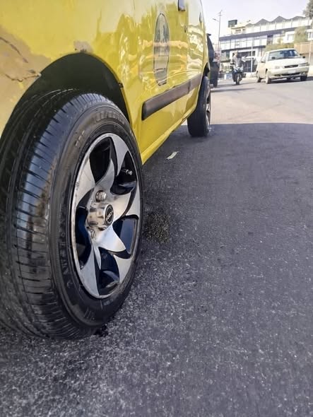 هونداي سانترو 2003 - صورة 1