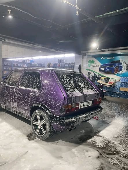 فولكس فاجن غولف 1977 - صورة 1