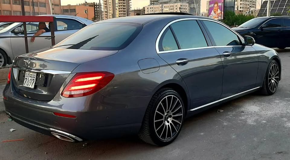 مرسيدس E200 2018