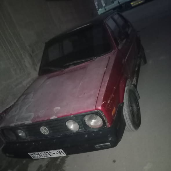 فولكسفاجن جولف 1979 - صورة 1