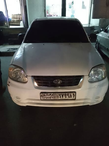 هيونداي فيرنا 2005 - صورة 1