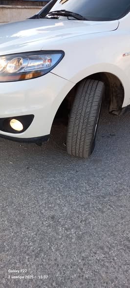 هيونداي سانتافي 2011 - صورة 3