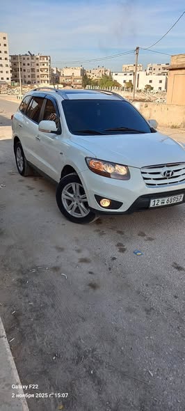 هيونداي سانتافي 2011 - صورة 4