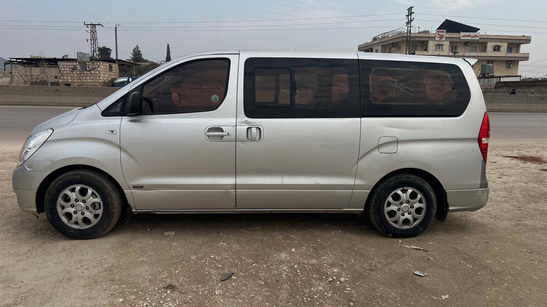 هيونداي ستاريكس 2009 - صورة 2