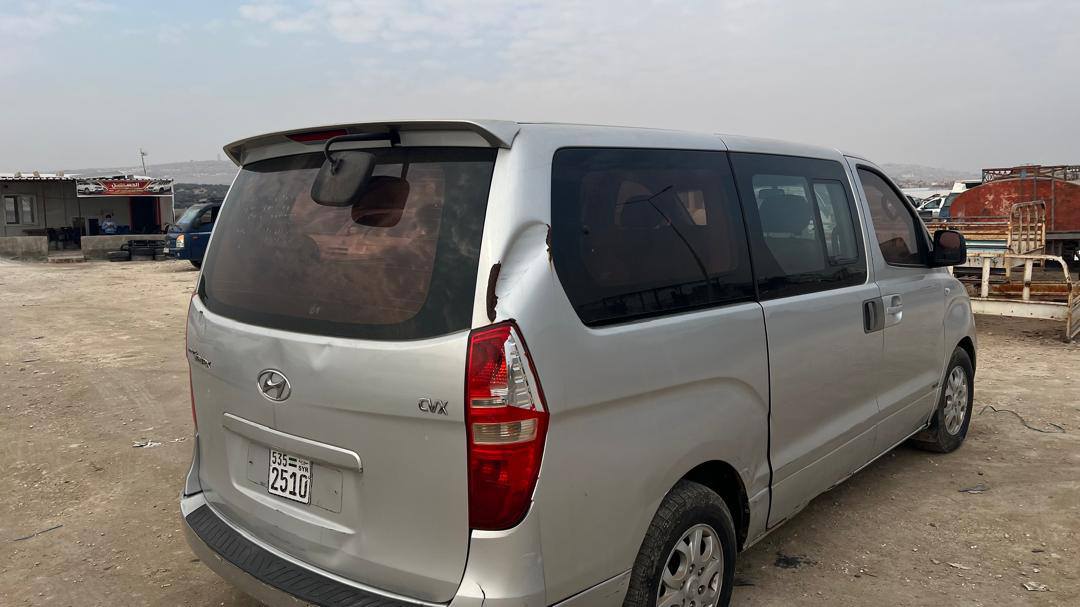 هيونداي ستاريكس 2009 - صورة 5