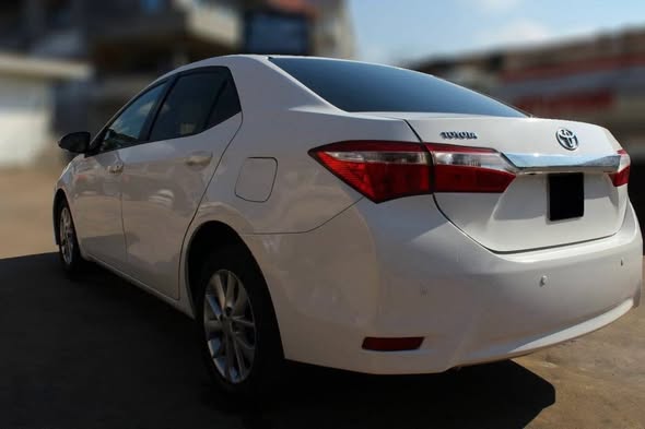 تويوتا كورولا 2015 - صورة 2