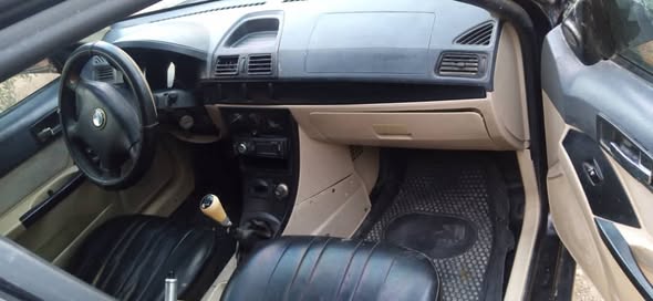 جيلي كرت 2005 - صورة 4