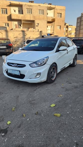 هيونداي اكسنت 2012 - صورة 1