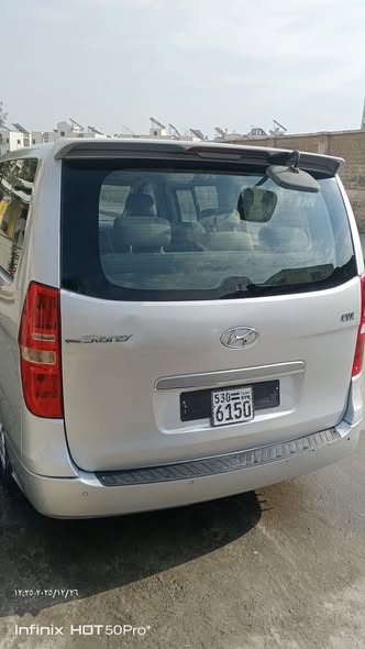 Hyundai H-1 2010 - صورة 4