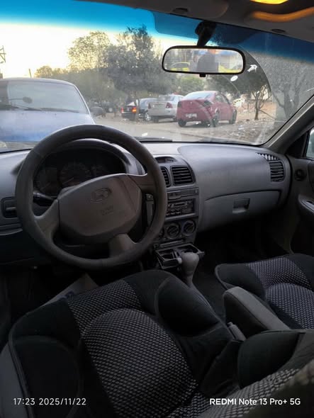 هيونداي اكسنت 2004 - صورة 2