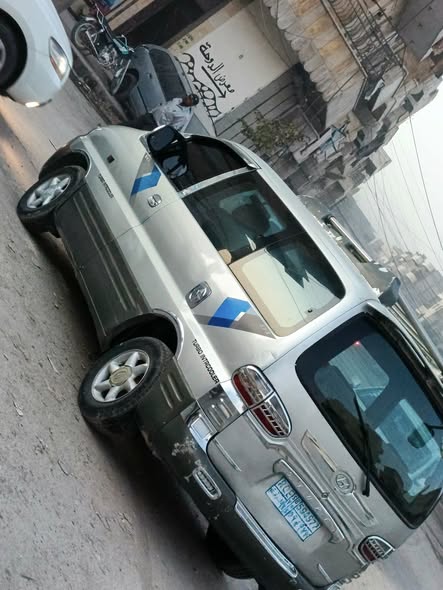 هيونداي جراند Starex 2002 - صورة 2