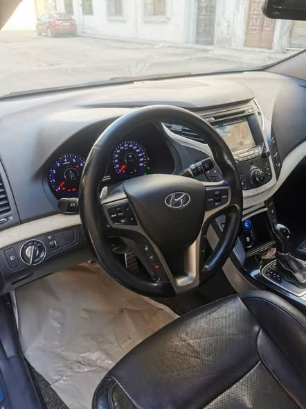 هيونداي i 40 2012 - صورة 4