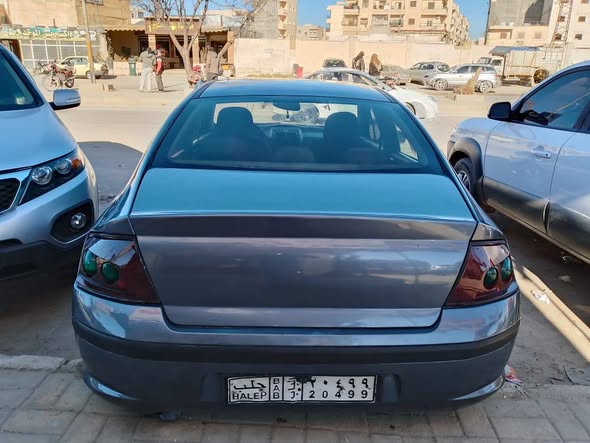 بيجو ٤٠٧ 2002 - صورة 1