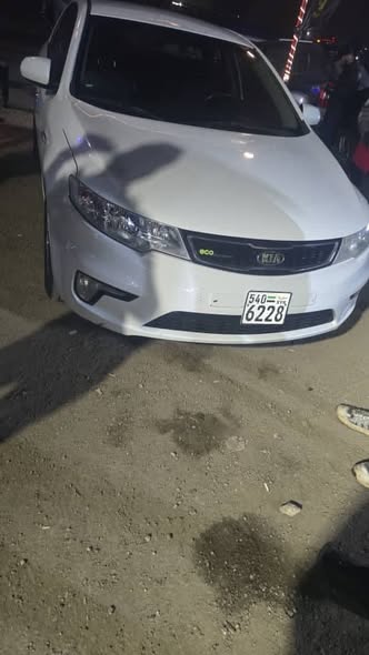 كيا فورتي 2012 - صورة 1