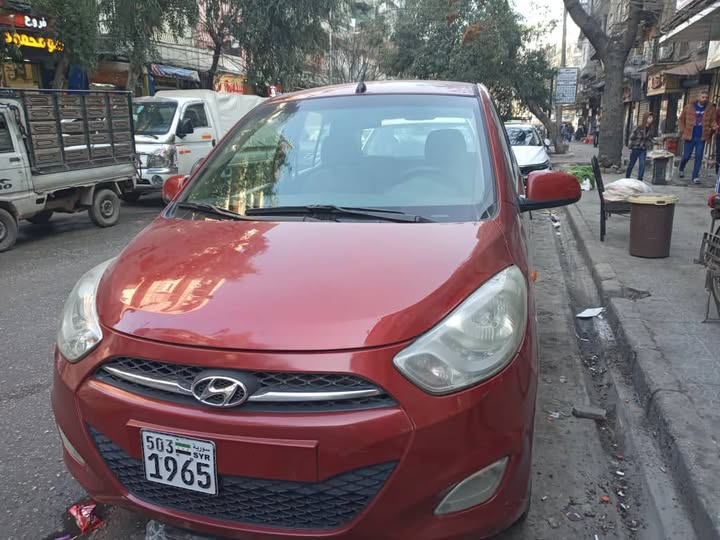 هيونداي آي 10 2012