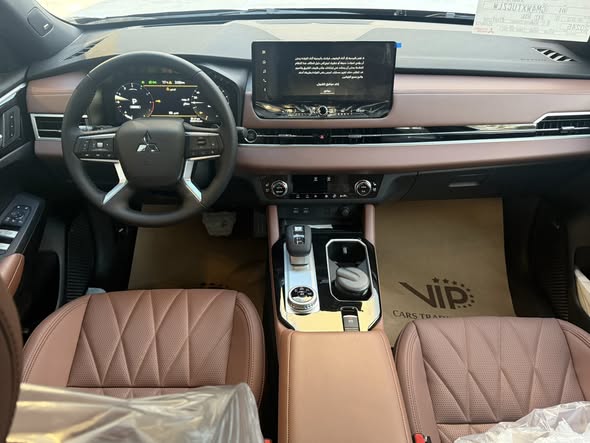 ميتسوبيشي أوت لاندر 2026 - صورة 5