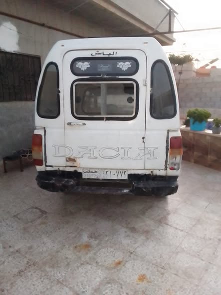 داشيا بيك أب 1996 - صورة 4