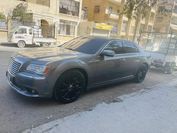 كرايزر 300 2013 - صورة 3