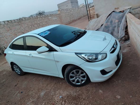 هيونداي اكسنت 2011 - صورة 3