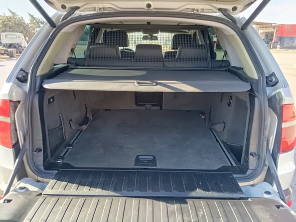 بي ام اكس فايف 2007 - صورة 3