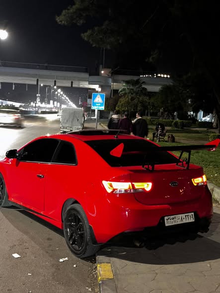 كيا فورتي 2011 - صورة 5