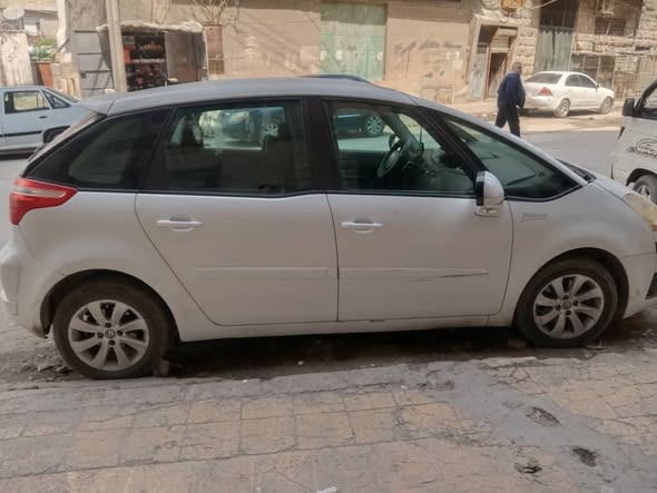 ستيرون C4بيكاسو 2009 - صورة 2