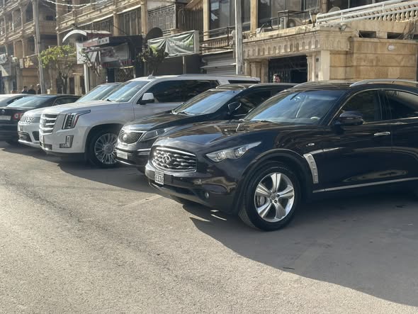 انفينيتي FX35 2011 - صورة 3