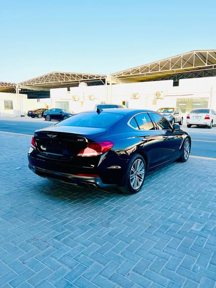 جينيسس G70 2019 - صورة 4