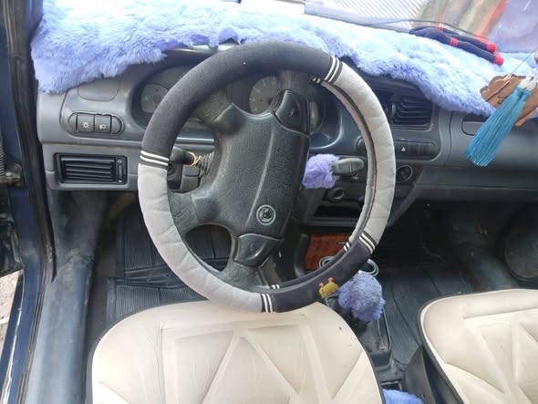 سكودا غير محدد 1998 - صورة 4