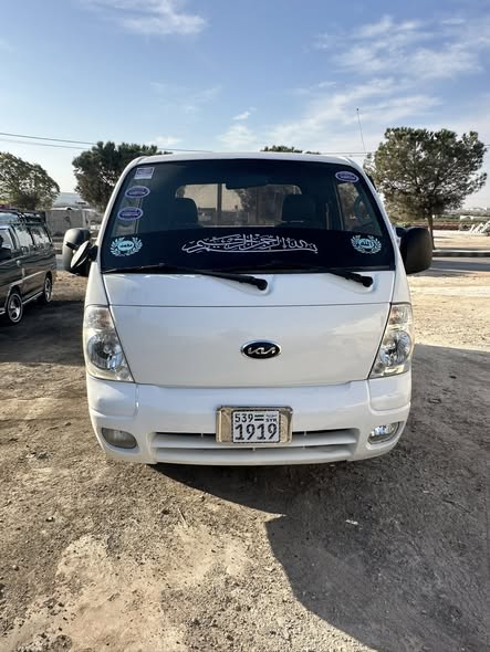 كيا ٤٠٠٠ 2004 - صورة 1