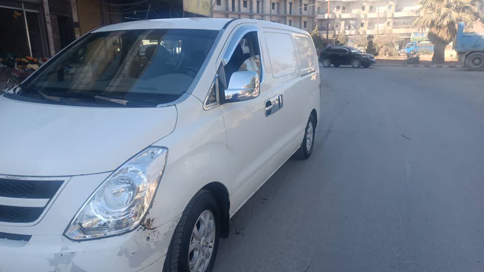 اتش ون H-1 2011