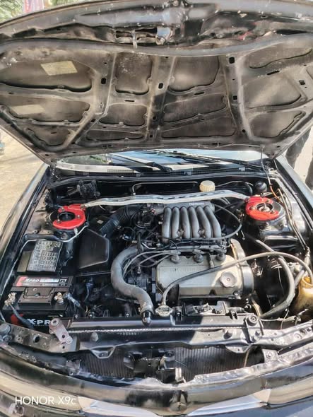 ميتسوبيشي كالانت 1993 - صورة 3