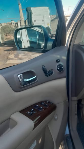 كيا كرنفال 2006 - صورة 4