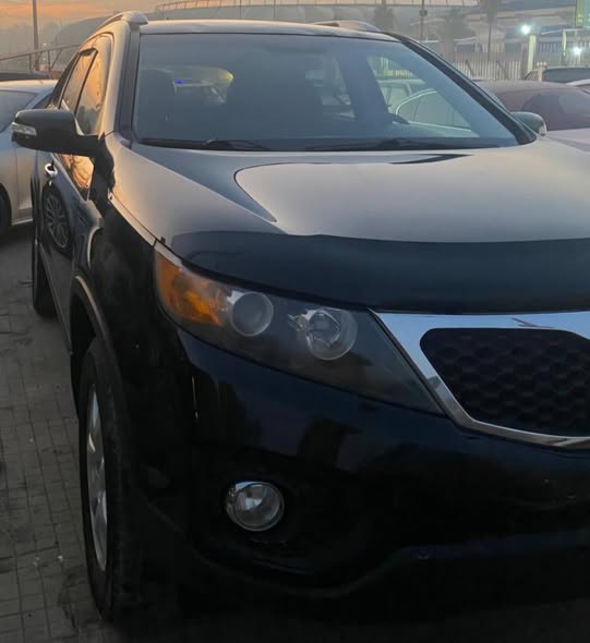 كيا سورنتو 2011 - صورة 4