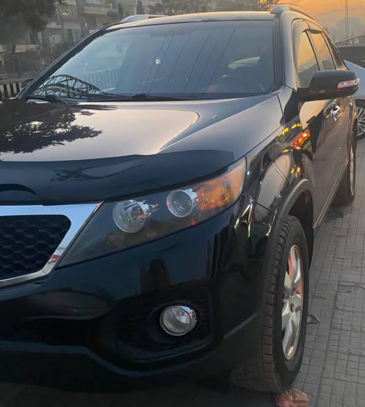 كيا سورنتو 2011 - صورة 5