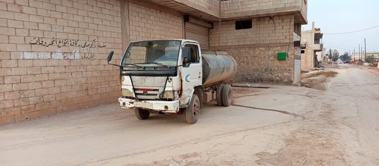 جيب لوجين 2005 - صورة 2