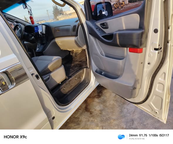 هيونداي H 1 2009 - صورة 4