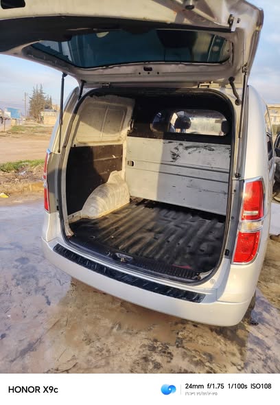 هيونداي H 1 2009 - صورة 5