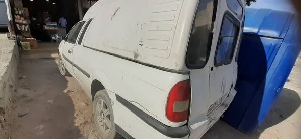 فولكس فاجن سافيرو 2006 - صورة 3