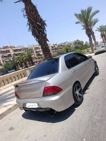 ميتسوبيشي لانسر 2003 - صورة 4