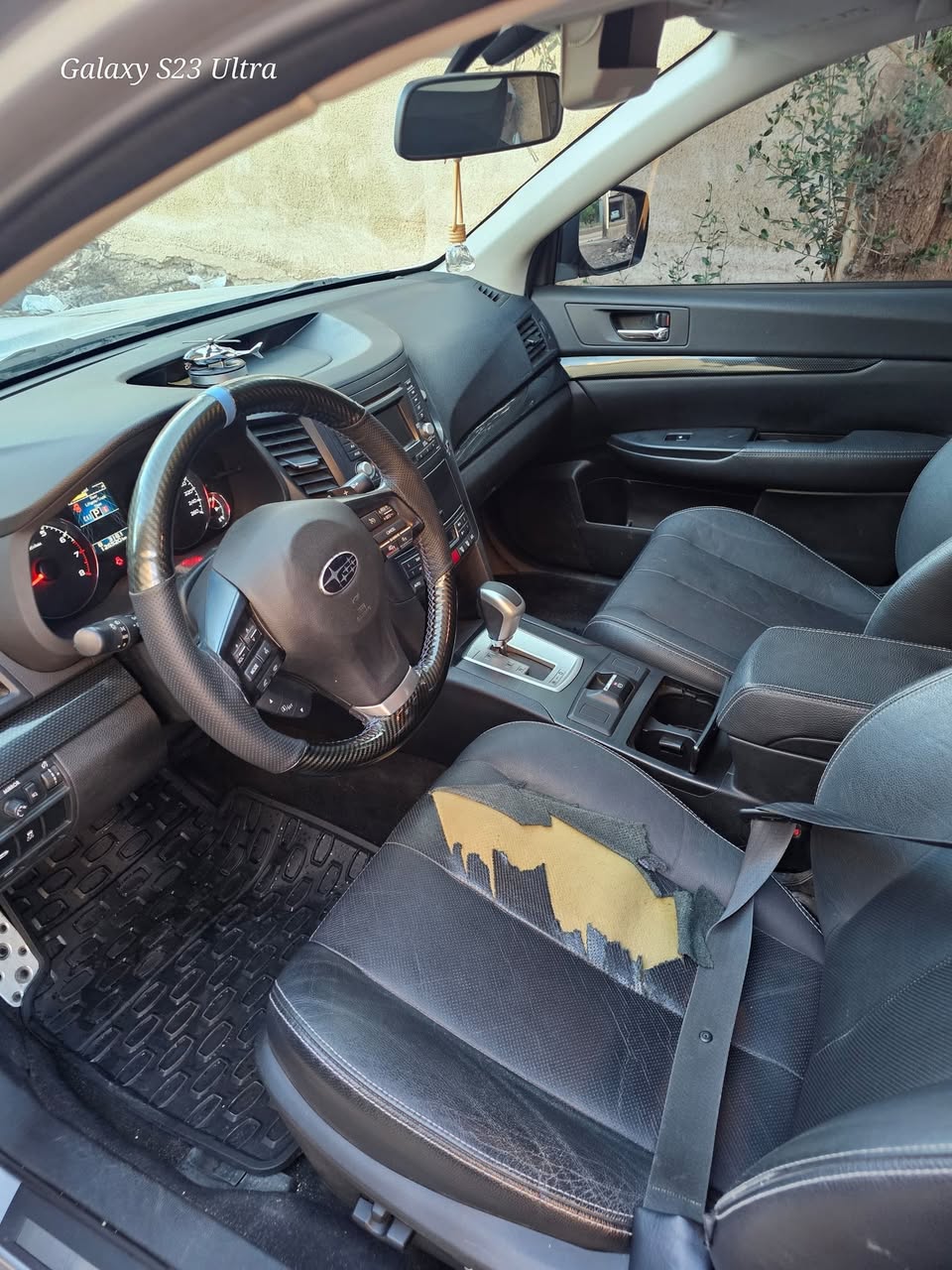 سوبارو ليجاسي 2013 - صورة 1